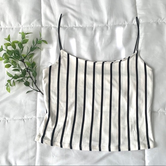 gaze Tops - gaze Crop Tank Top